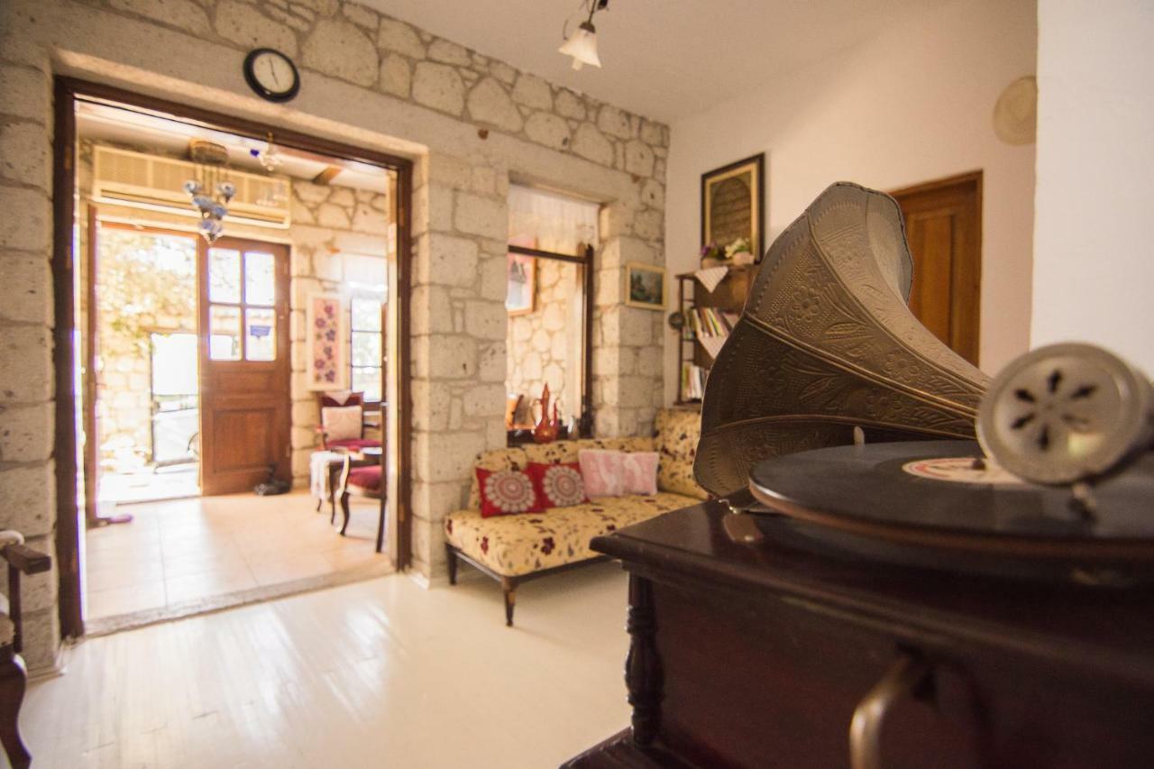 Hotel Aisem By Hire à Alaçatı Extérieur photo