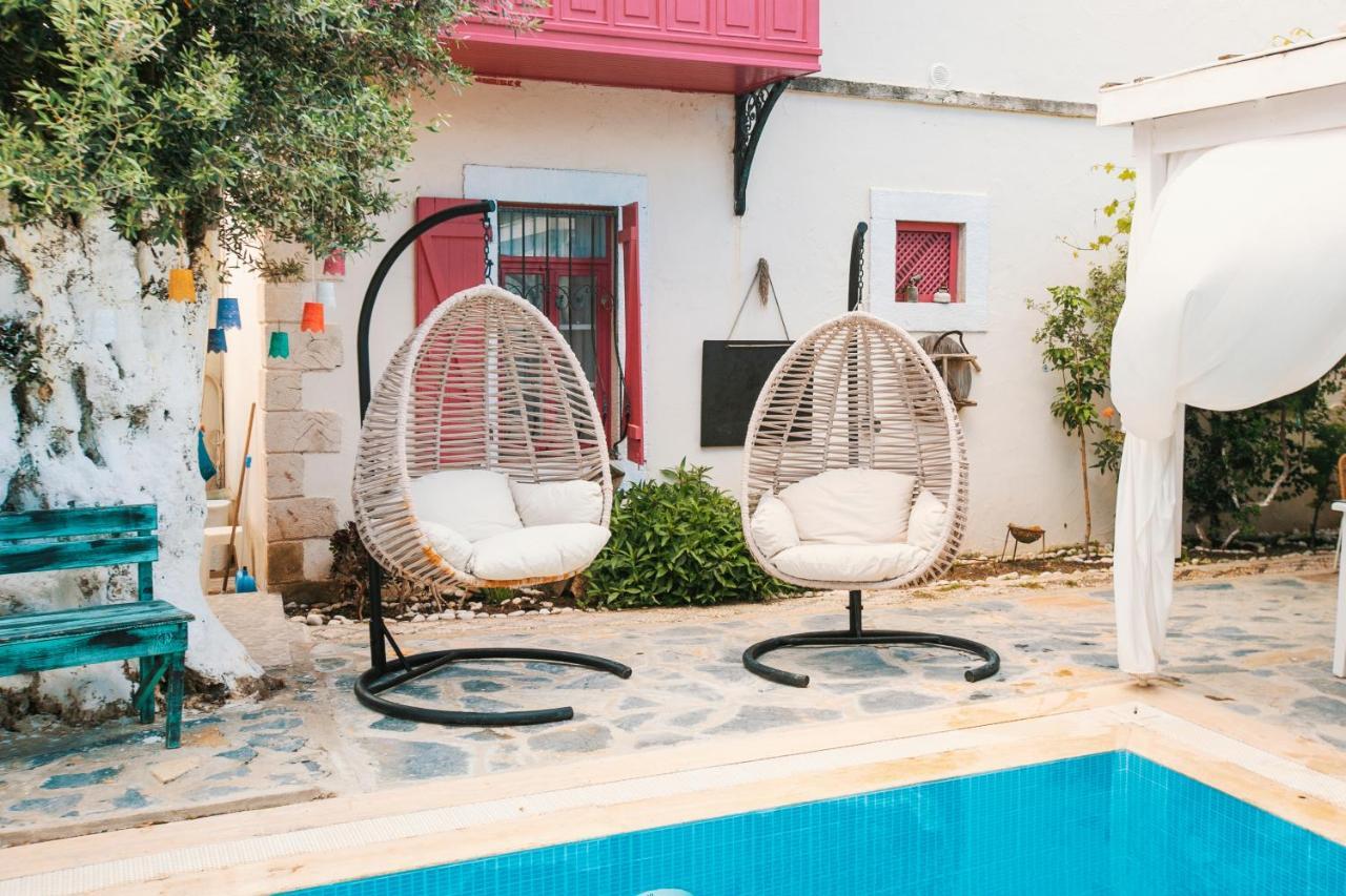 Hotel Aisem By Hire à Alaçatı Extérieur photo